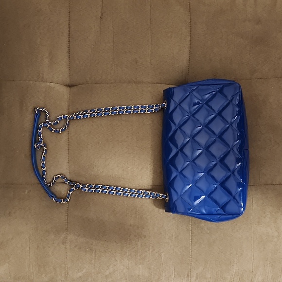 Chanel Patent Blue Medium Crossbody/ Shoulder Handbag 💙⚡️ - Picture 4 of 14